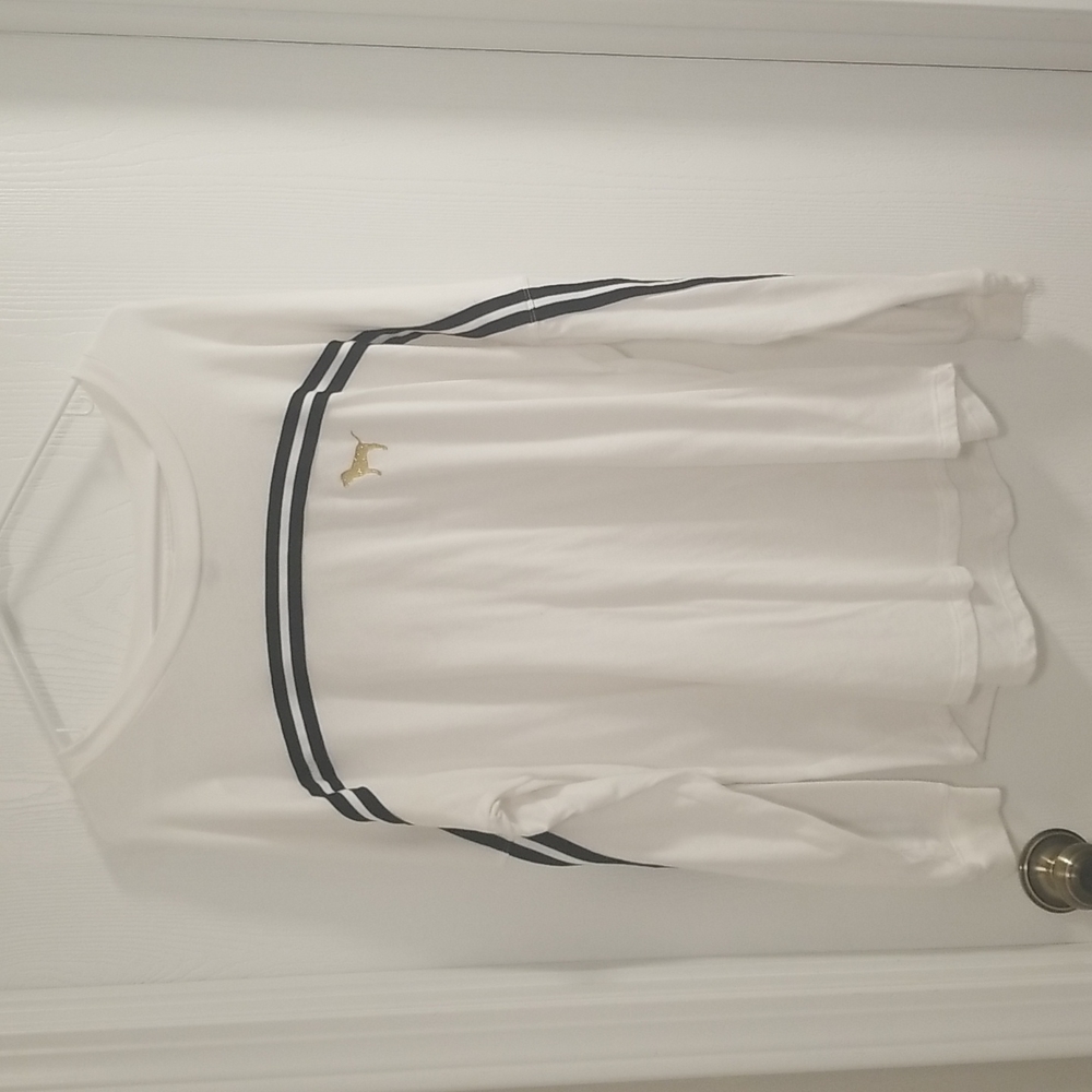 Pink Brand l/s worn size large